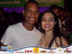 Faz o Sinalzinho da Amizade