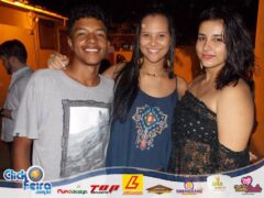 Faz o Sinalzinho da Amizade
