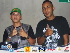 Oêêê #ParaPoucos 
