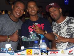 Oêêê #ParaPoucos 