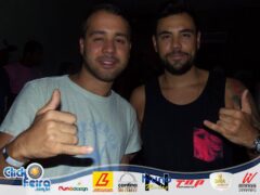 Oêêê #ParaPoucos 