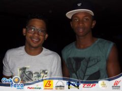 Oêêê #ParaPoucos 