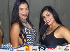 Oêêê #ParaPoucos 