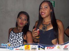 Oêêê #ParaPoucos 