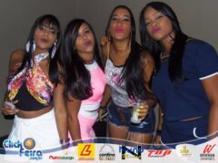 Oêêê #ParaPoucos 