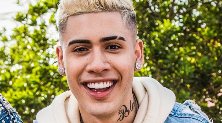 KEVINHO E XAND AVIÃO SE APRESENTAM NO BEACH SOUND EM PRAIA DO FORTE