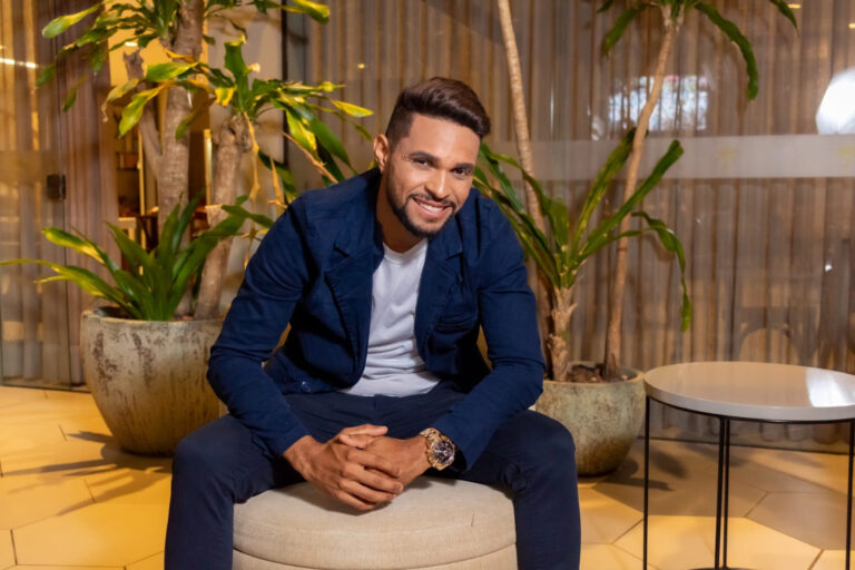 CANTOR BAIANO WILLIAN RAMIRES LANÇA CLIPE DA MÚSICA “BORA EMBRAZAR” NESTA SEXTA (23) NAS PLATAFORMAS DIGITAIS