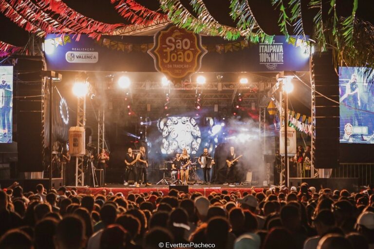 VALENÇA DEVE RECEBER 100 MIL PESSOAS NOS TRÊS DIAS DE FESTA